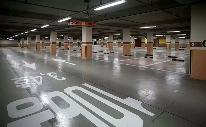 固化地坪地下停車場案例圖片.png